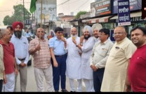 BJP ਦੇ ਪੰਜਾਬ ਦੇ ਆਗੂਆਂ ਵੱਲੋਂ ਚੰਦ੍ਰਯਾਨ 3 ਦੀ ਸਫਲਤਾ ਦੀ ਖੁਸ਼ੀ ਵਿੱਚ ਲੱਡੂ ਵੰਡੇ ਗਏ।