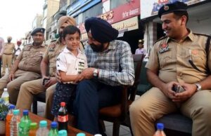 Commissioner of Police, Ludhiana, unveiled the Traffic Hawks App to the public in an event at Sarabha Nagar Market.