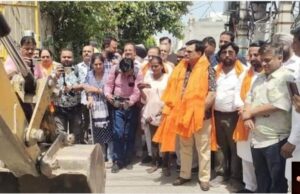 ਵਿਧਾਇਕ ਚੌਧਰੀ ਮਦਨ ਲਾਲ ਬੱਗਾ ਵੱਲੋਂ ਰਾਜੇਸ਼ ਨਗਰ ਤੇ ਨਸੀਬ ਇਨਕਲੇਵ ‘ਚ ਇੰਟਰਲਾਕ ਟਾਈਲਾਂ ਲਗਾਉਣ ਦੇ ਕੰਮ ਦੀ ਸੁਰੂਆਤ -ਇਸ ਪ੍ਰੋਜੈਕਟ ‘ਤੇ ਕਰੀਬ 45 ਲੱਖ ਰੁਪਏ ਦੀ ਆਵੇਗੀ ਲਾਗਤ !