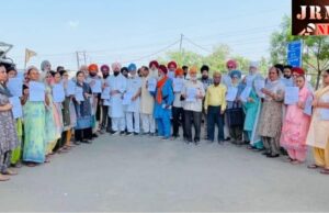 ਵਿਧਾਇਕ ਕੁਲਵੰਤ ਸਿੰਘ ਸਿੱਧੂ ਵਲੋਂ ਲਾਭਪਾਤਰੀਆਂ ਨੂੰ ਬੁਢਾਪਾ ਪੈਨਸ਼ਨ ਜਾਰੀ