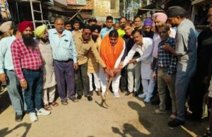 ਵਿਧਾਇਕ ਪਰਾਸ਼ਰ ਨੇ ਵਾਰਡ ਨੰਬਰ 74 ਦੇ ਕੁਸ਼ਟ ਆਸ਼ਰਮ ਨੇੜੇ ਟਿਊਬਵੈੱਲ ਲਗਾਉਣ ਦੇ ਪ੍ਰੋਜੈਕਟ ਦੀ ਕੀਤੀ ਸ਼ੁਰੂਆਤ !