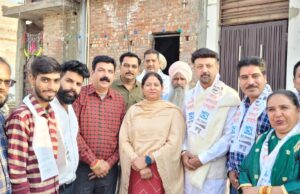 ਕਾਂਗਰਸ ਨੂੰ ਲੱਗਾ ਵੱਡਾ ਝਟਕਾ, ਡਾਕਟਰ ਮੰਨਣ 70 ਪਰਿਵਾਰਾਂ ਨਾਲ ਹੋਏ ‘ਆਪ’ ‘ਚ ਸ਼ਾਮਲ !