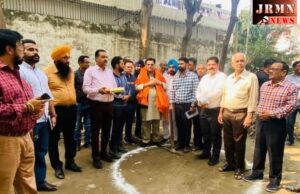 ਵਿਧਾਇਕ ਬੱਗਾ ਵਲੋਂ ਵਾਰਡ ਨੰਬਰ 93 ‘ਚ ਸੜ੍ਹਕ ਨਿਰਮਾਣ ਕਾਰਜ਼ਾਂ ਦਾ ਉਦਘਾਟਨ !