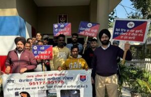 Ludhiana Police’s Saanjh Staff is empowering attendees with knowledge and resources!