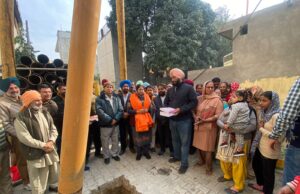 ਵਿਧਾਇਕ ਛੀਨਾ ਵਲੋਂ ਵਾਰਡ ਨੰਬਰ 27 ਤੇ 32 ‘ਚ 2 ਟਿਊਬਵੈਲਾਂ ਦਾ ਰੱਖਿਆ ਨੀਂਹ ਪੱਥਰ !