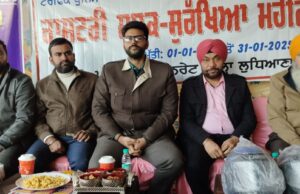 ਸਿਵਲ ਅਤੇ ਪੁਲਿਸ ਅਧਿਕਾਰੀਆਂ ਨੇ ਸਕੂਲ ਬੱਸ ਡਰਾਈਵਰਾਂ ਨੂੰ ਸੜਕ ਸੁਰੱਖਿਆ ਪ੍ਰਤੀ ਜਾਗਰੂਕ ਕੀਤਾ 150 ਹੈਲਮੇਟ ਵੰਡੇ ਗਏ ਅਤੇ ਵੱਖ-ਵੱਖ ਵਾਹਨਾਂ ‘ਤੇ ਰਿਫਲੈਕਟਰ ਲਗਾਏ
