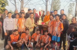 सिक्स साइड ओपन लीग हॉकी टूर्नामैंट के दूसरे और अंतिम दिन का आयोजन किया गया