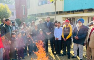 ਡੀ.ਸੀ ਨੇ ਰੈੱਡ ਕਰਾਸ ਬਾਲ ਭਵਨ ਵਿੱਚ ਲੋਹੜੀ ਮਨਾਈ ਰੈੱਡ ਕਰਾਸ ਸੋਸਾਇਟੀ ਨੂੰ ਪ੍ਰਸ਼ਾਸਨ ਵੱਲੋਂ ਪੂਰਨ ਸਹਿਯੋਗ ਦਾ ਭਰੋਸਾ