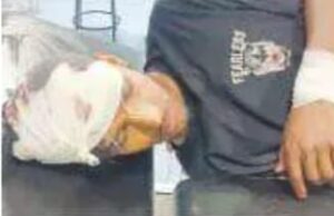 करीब आधा दर्जन युवकों ने मोटरसाइकिल सवार युवक को धारदार हथियारों से किया घायल