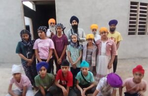 ਗੁਰਮਤਿ ਦੇ ਪ੍ਰਚਾਰ ਪ੍ਰਸਾਰ ਲਈ ਪਿੰਡ ਖੋਖਰ ਵਿਖੇ ਗੁਰਮਤਿ ਸਿਖਲਾਈ ਕੈਂਪ ਆਯੋਜਿਤ ਕੀਤਾ ਗਿਆ ।