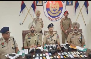 ਕਪੂਰਥਲਾ ਪੁਲਿਸ ਨੇ 110 ਮੋਬਾਈਲ ਫੋਨ ਮਾਲਕਾਂ ਨੂੰ ਸੌਂਪੇ