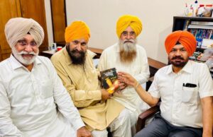 ਖੇਤੀਬਾੜੀ ਮੰਤਰੀ ਗੁਰਮੀਤ ਸਿੰਘ ਖੁੱਡੀਆਂ ਵੱਲੋਂ ਪੰਜਾਬੀ ਲੇਖਕ ਪ੍ਰੋ. ਗੁਰਭਜਨ ਸਿੰਘ ਗਿੱਲ ਦੀ ਮਿਜਾਜਪੁਰਸ਼ੀ