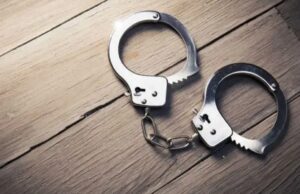 हेरोइन और नशीली दवाओं के सामान के साथ दो गिरफ्तार