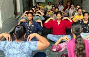 युवक सेवाएं क्लब भुल्लाराई ने वोकेशनल सेंटर में मनाया विश्व योग दिवस * भारतीय योग को दुनिया द्वारा अपनाना गर्व की बात : सुखविन्द्र सिंह