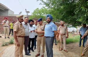 ਮਲੌਦ ਵਿਖੇ ਨਗਰ ਪੰਚਾਇਤ ਤੋਂ ਬਿਨਾਂ ਮੰਨਜ਼ੂਰੀ ਲਏ ਗੈਰ-ਕਾਨੂੰਨੀ ਢੰਗ ਨਾਲ ਬਣਾਏ ਨਸ਼ਾ ਤਸਕਰ ਦੇ ਘਰ ‘ਤੇ ਚੱਲਿਆ ਪੀਲਾ ਪੰਜਾ