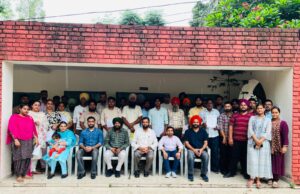 ਡੇਅਰੀ ਵਿਭਾਗ ਵਲੋਂ ਸਿਖਿਆਰਥੀਆਂ ਨੂੰ ਸਰਟੀਫਿਕੇਟ ਵੰਡੇ