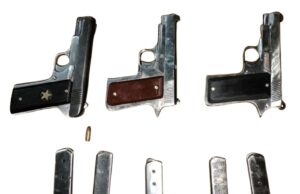 गैंगस्टर गुरदेव जस्सल और गुरलाल उर्फ गुल्लू के दो अन्य गुर्गे गुरदासपुर से गिरफ्तार; तीन पिस्तौलें बरामद