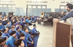 ਘਰ ਵਿੱਚ ਤੇ ਆਲੇ ਦੁਆਲੇ ਖੜੇ ਸਾਫ ਪਾਣੀ ਚ ਪੈਦਾ ਹੁੰਦਾ ਡੇਂਗੂ ਮੱਛਰ