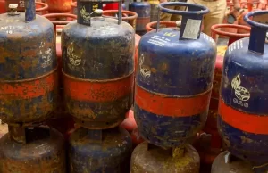 होटल ने बिल में जोड़ा ‘गैस चार्ज’, CCPA ने एडवाइज़री जारी करते हुए कहा – LPG चार्ज लगाना गलत